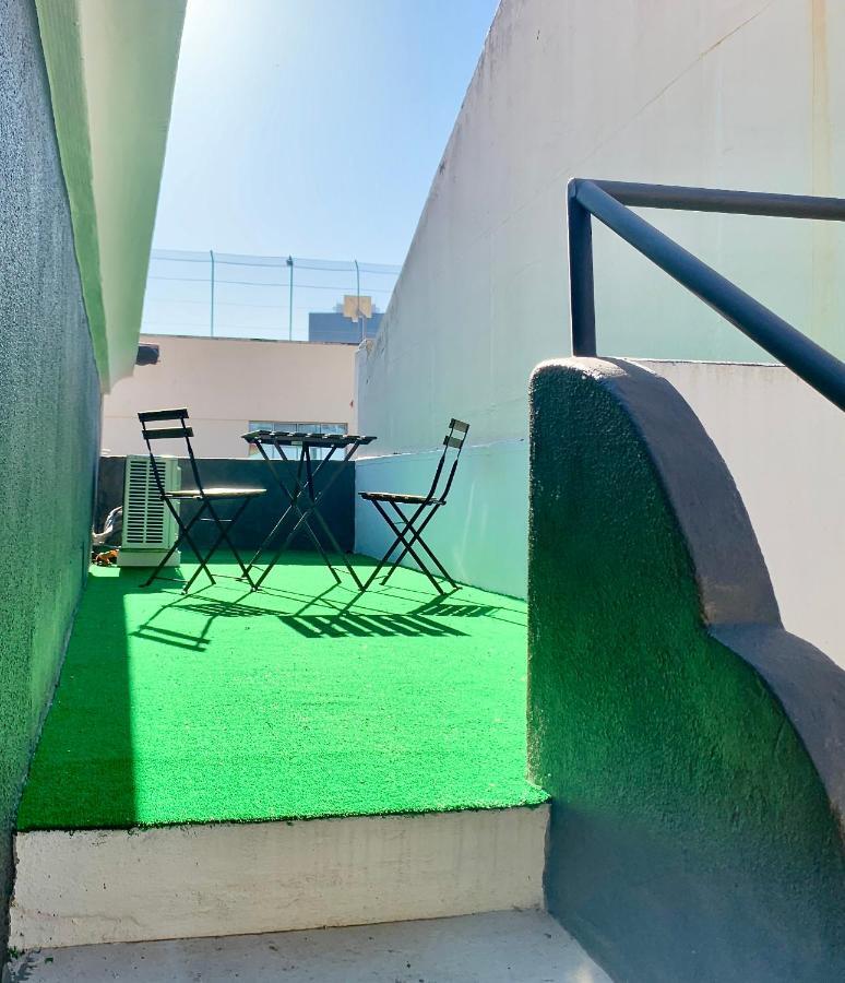 Home Out City Villa Lissabon Buitenkant foto