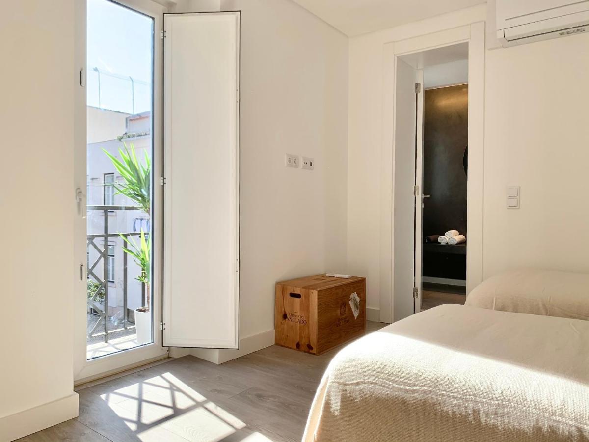 Home Out City Villa Lissabon Buitenkant foto